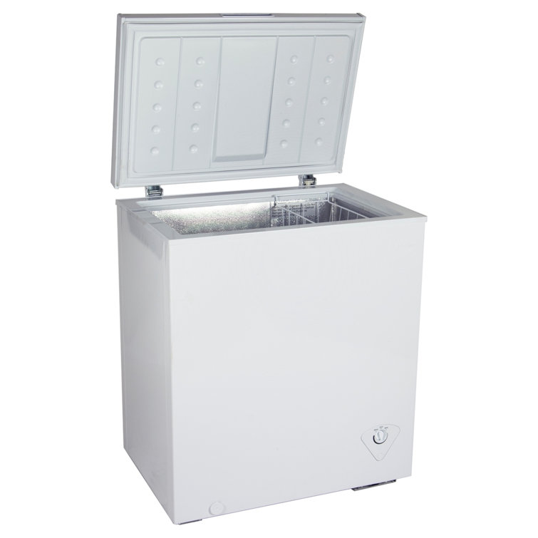 Koolatron Portable 5.5 Cubic Feet cu. ft. Chest Freezer with Adjustable